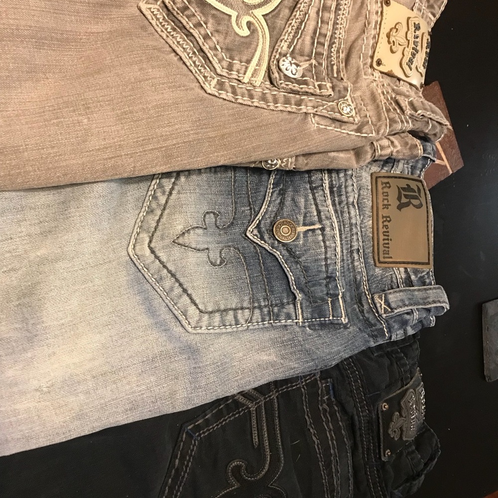 Men’s Rock Revival Jeans